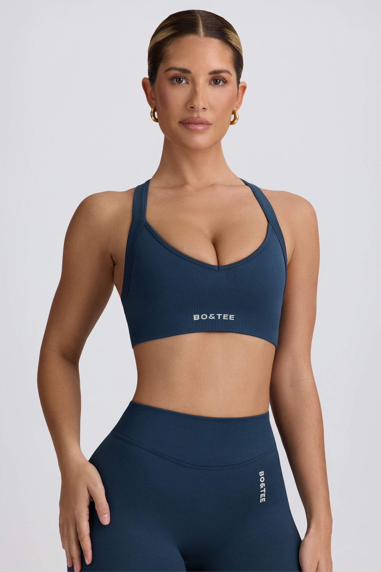Super Sculpt Seamless Cross-Back Sports Bra in Blue