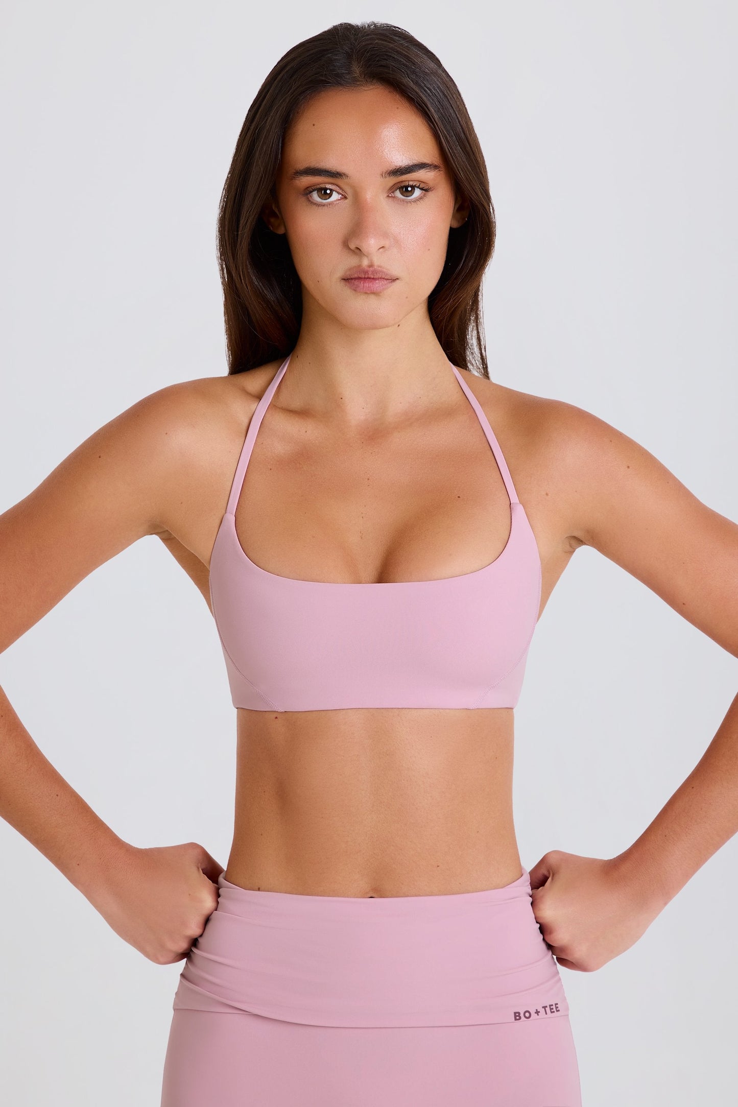 Scoop-Neck Halterneck Sports Bra in Mauve