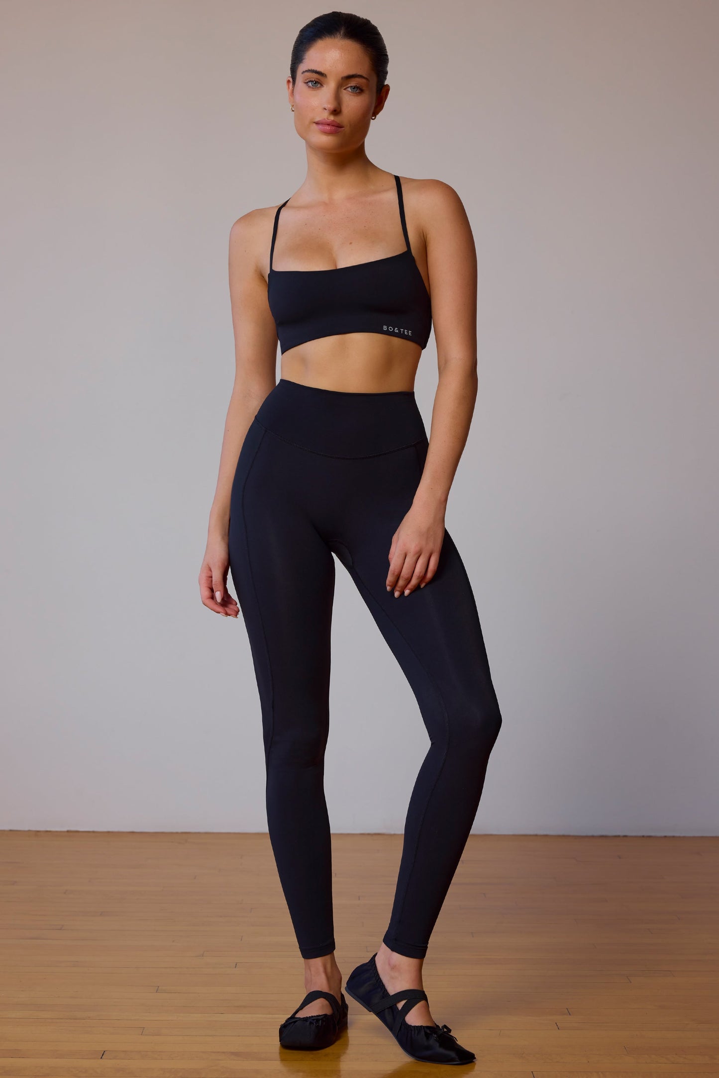 High-Waist Leggings in Black