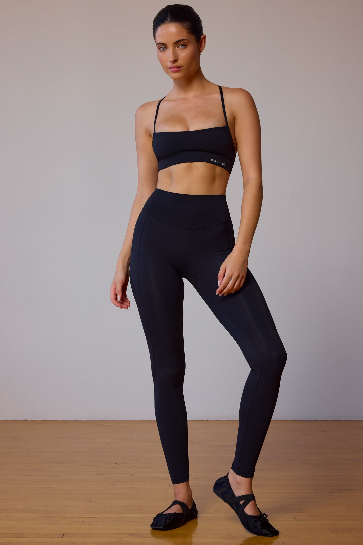 High-Waist Leggings in Black
